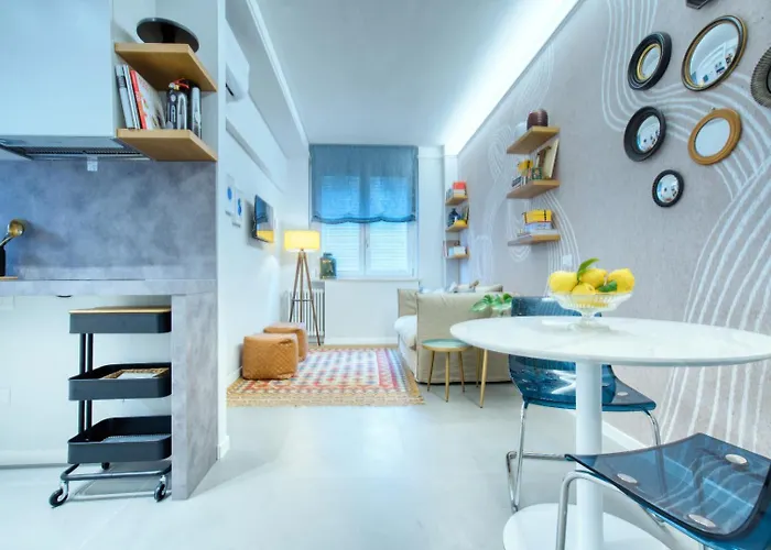 2Roomz Apartment Milan City Center